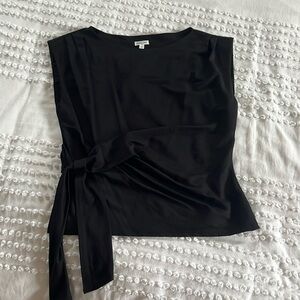 Olivia Grey top
Black
Size L